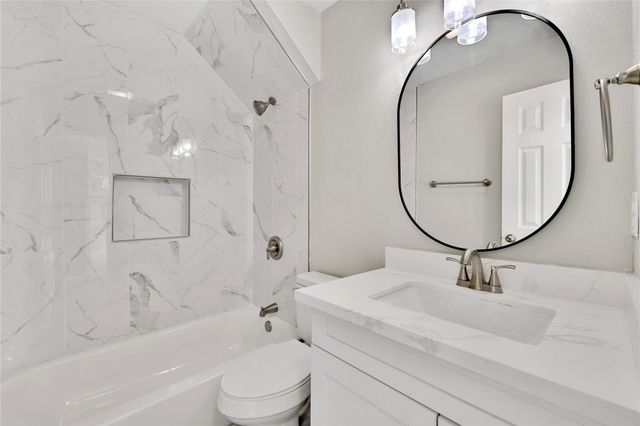 31 Montego Way, Point Blank, TX 77364