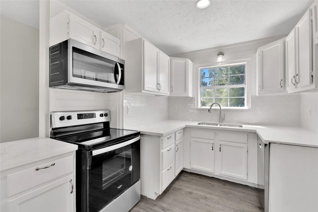 31 Montego Way, Point Blank, TX 77364