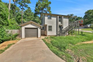 31 Montego Way, Point Blank, TX 77364