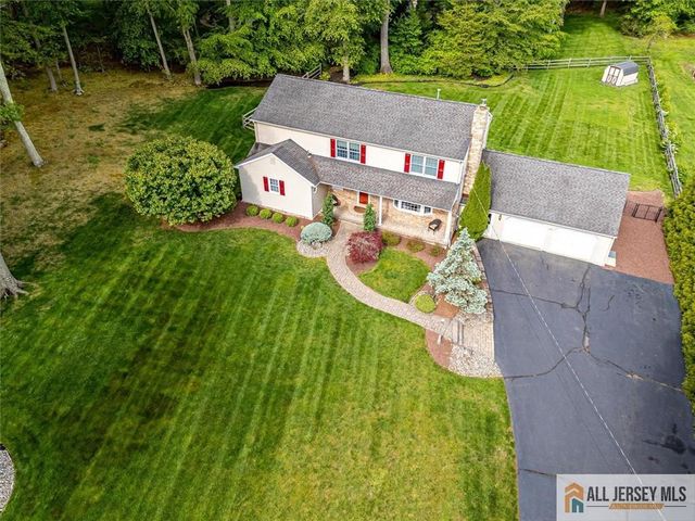 114 Old Beekman Road, South Brunswick, NJ 08852