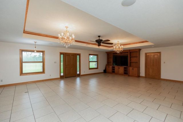 114 Holmes Road, Lumberton, TX 77657