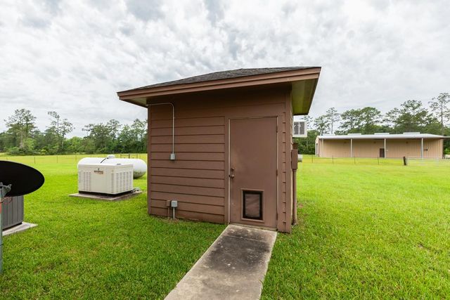 114 Holmes Road, Lumberton, TX 77657