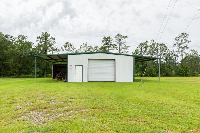 114 Holmes Road, Lumberton, TX 77657