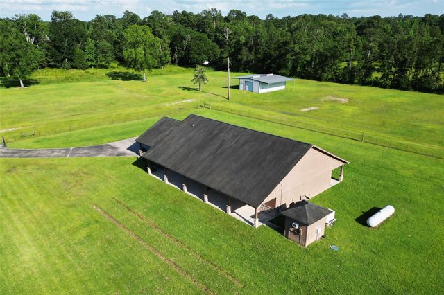 114 Holmes Road, Lumberton, TX 77657