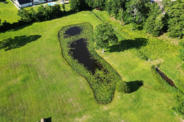 114 Holmes Road, Lumberton, TX 77657