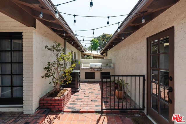 2641 Hartland Circle, Westlake Village, CA 91361