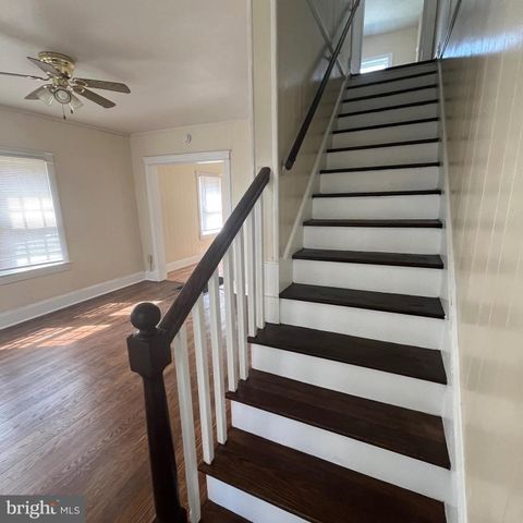 609 SMITHFIELD AVE, Winchester, VA 22601