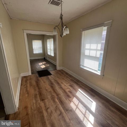 609 SMITHFIELD AVE, Winchester, VA 22601