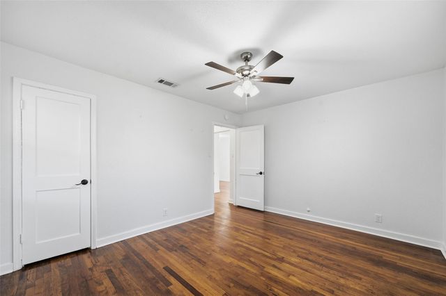 1654 Hansboro Avenue, Dallas, TX 75224