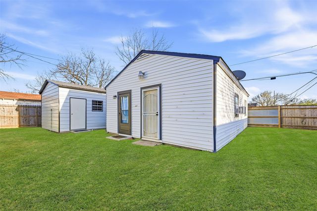 1654 Hansboro Avenue, Dallas, TX 75224