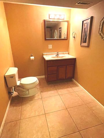 425 Lennox Drive, Oswego, IL 60543