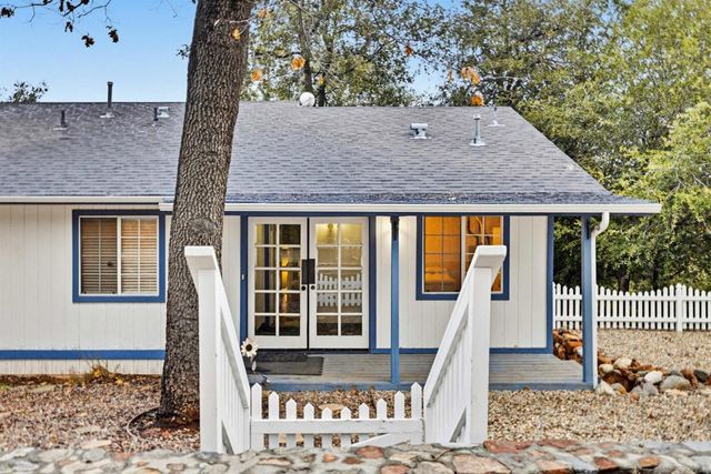 17009 Iron Springs Rd, Julian, CA 92036