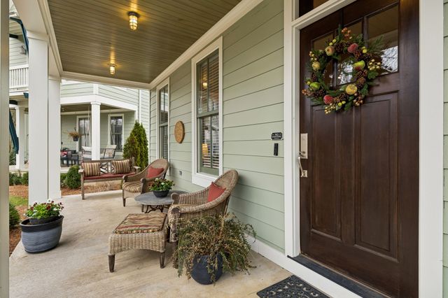 254 Cherokee Station Dr, Nashville, TN 37209