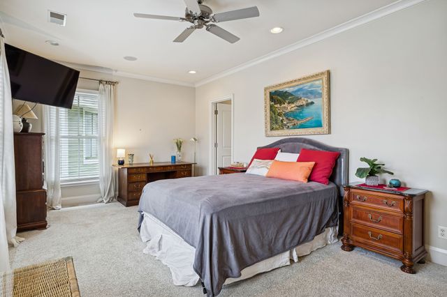 254 Cherokee Station Dr, Nashville, TN 37209