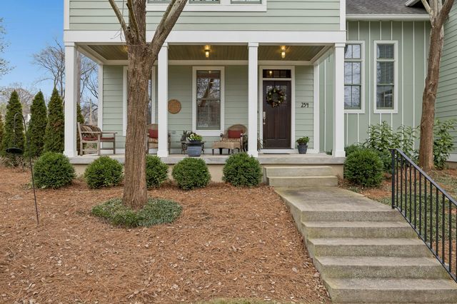 254 Cherokee Station Dr, Nashville, TN 37209