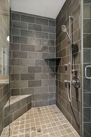 254 Cherokee Station Dr, Nashville, TN 37209