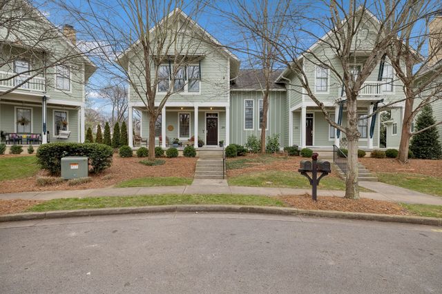 254 Cherokee Station Dr, Nashville, TN 37209