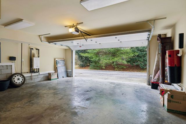 254 Cherokee Station Dr, Nashville, TN 37209