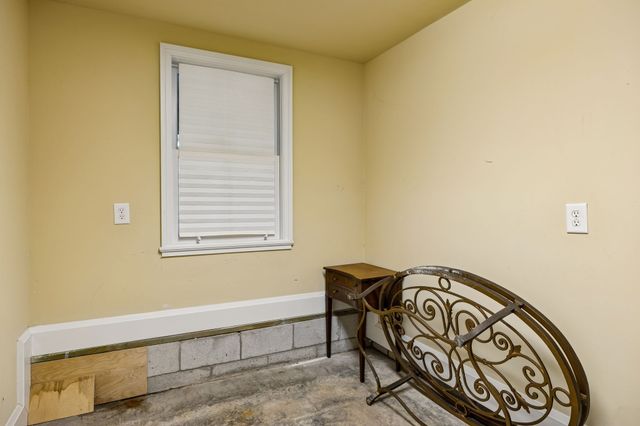 254 Cherokee Station Dr, Nashville, TN 37209