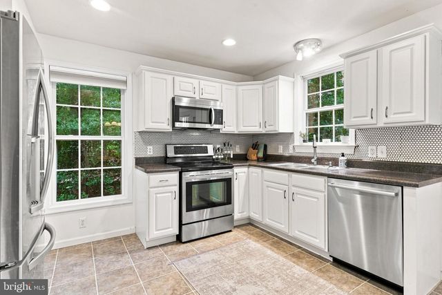 371 LAKE CAROLINE DR, Ruther Glen, VA 22546