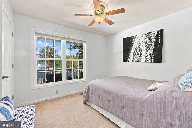371 LAKE CAROLINE DR, Ruther Glen, VA 22546