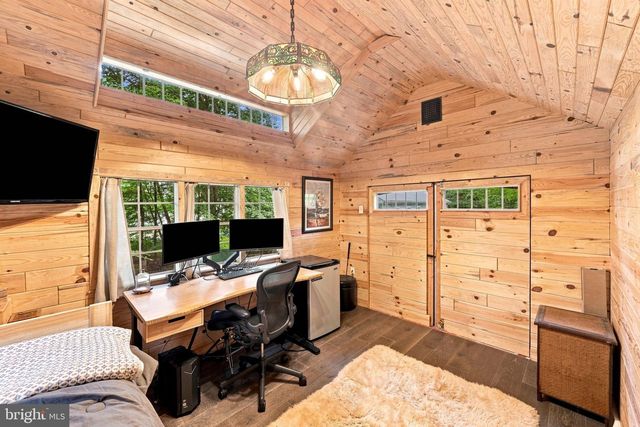 371 LAKE CAROLINE DR, Ruther Glen, VA 22546