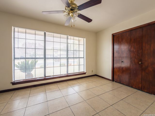 7306 Hidden Hills N, San Antonio, TX 78244