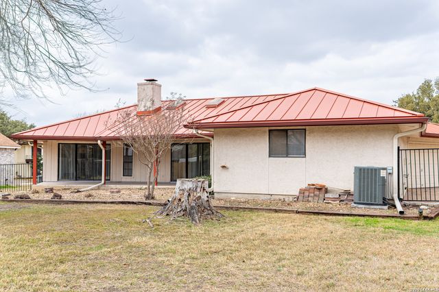 7306 Hidden Hills N, San Antonio, TX 78244