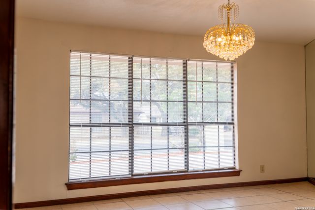 7306 Hidden Hills N, San Antonio, TX 78244