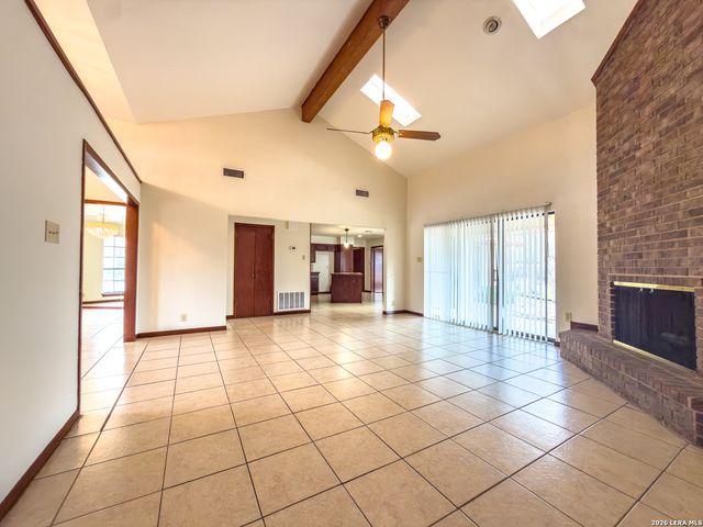 7306 Hidden Hills N, San Antonio, TX 78244