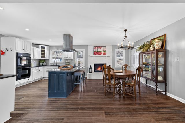 13 Sunrise Ln, Fayetteville, TN 37334