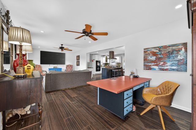 13 Sunrise Ln, Fayetteville, TN 37334