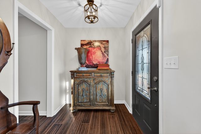 13 Sunrise Ln, Fayetteville, TN 37334