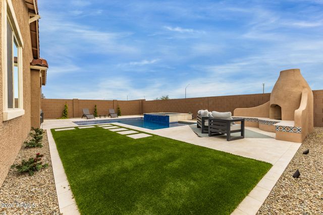 2667 N 195TH Drive, Buckeye, AZ 85396