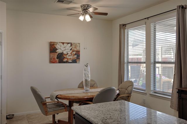 102 Piney Pathway, Magnolia, TX 77354