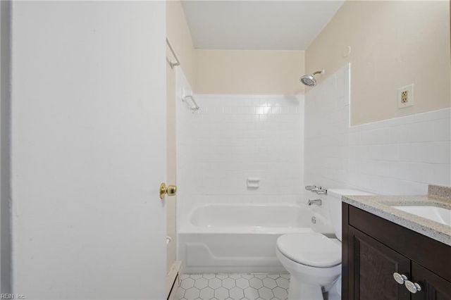 9563 15th Bay ST, Norfolk, VA 23518