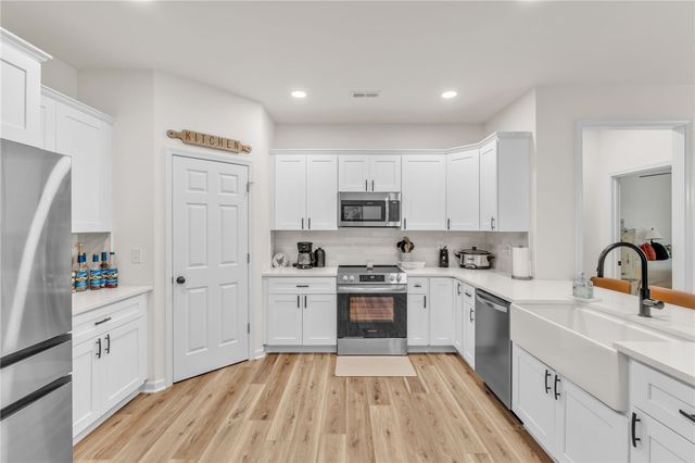 404 Burrell Street, Pendleton, SC 29670