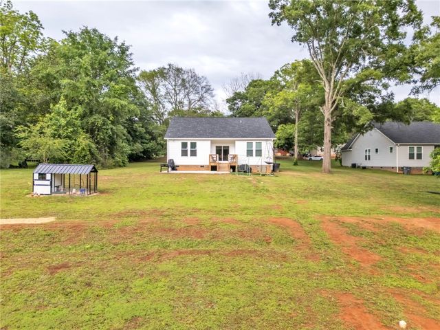 404 Burrell Street, Pendleton, SC 29670