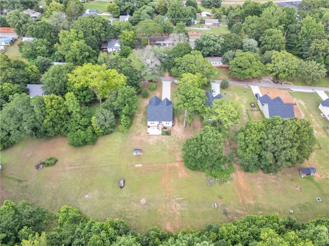 404 Burrell Street, Pendleton, SC 29670