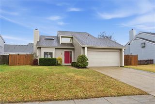 1457 Lake Christopher DR, Virginia Beach, VA 23464