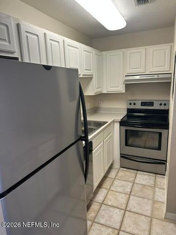 13700 RICHMOND PARK Drive N 906, Jacksonville, FL 32224