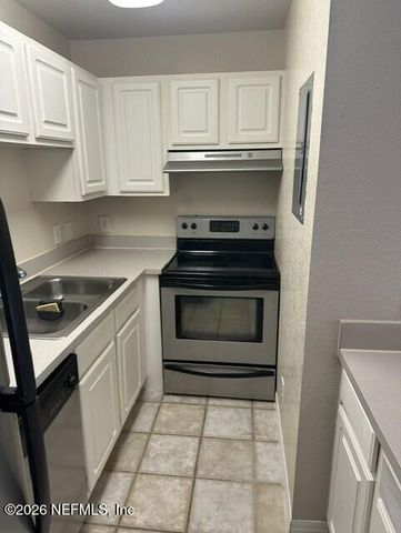 13700 RICHMOND PARK Drive N 906, Jacksonville, FL 32224