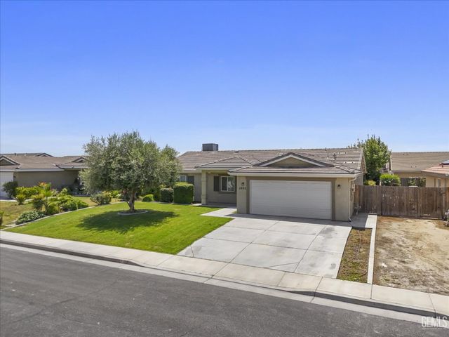 5501 Baja Drive, Bakersfield, CA 93307