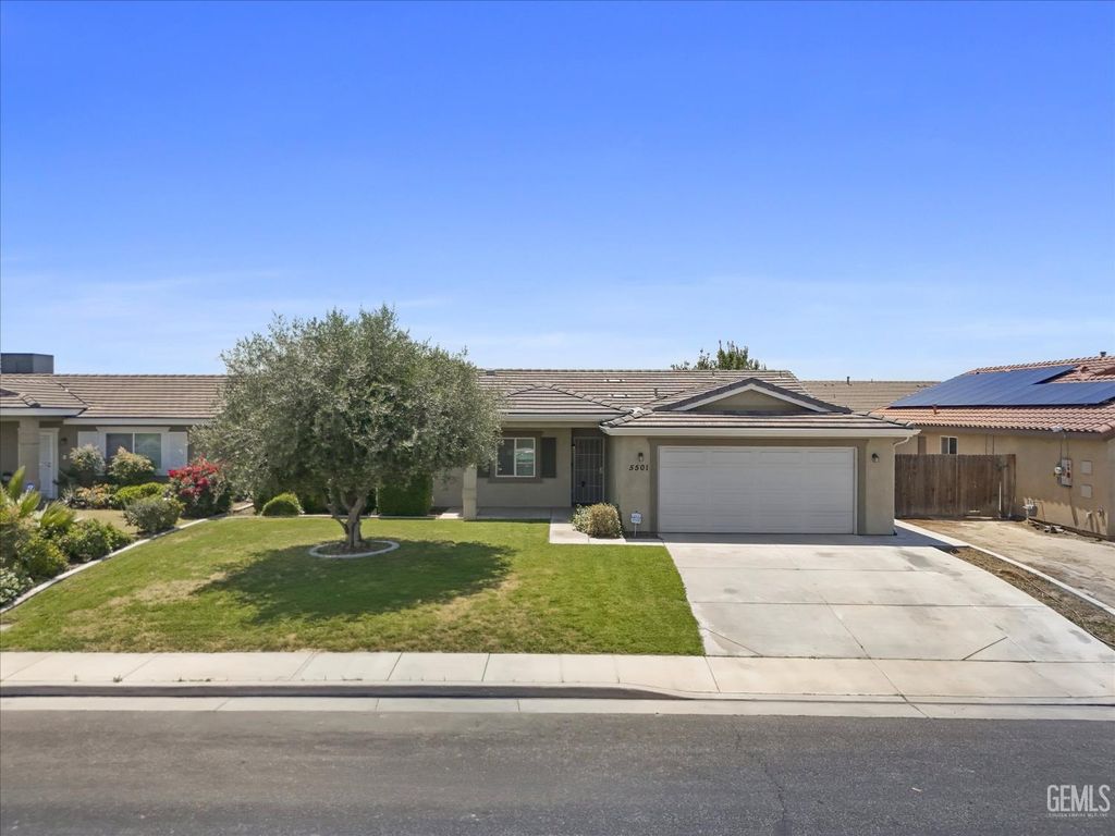 5501 Baja Drive, Bakersfield, CA 93307