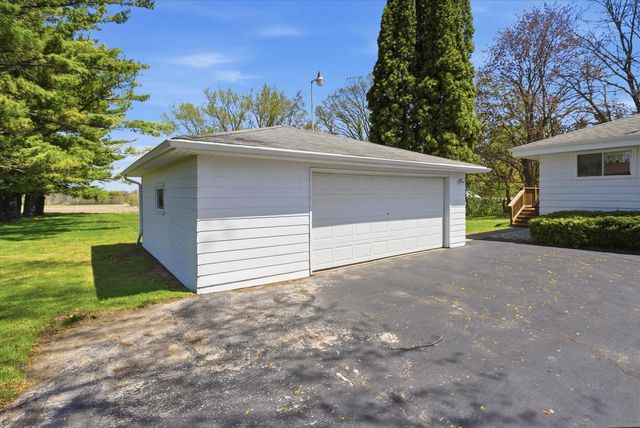 1402 State Highway 60, Jackson, WI 53012