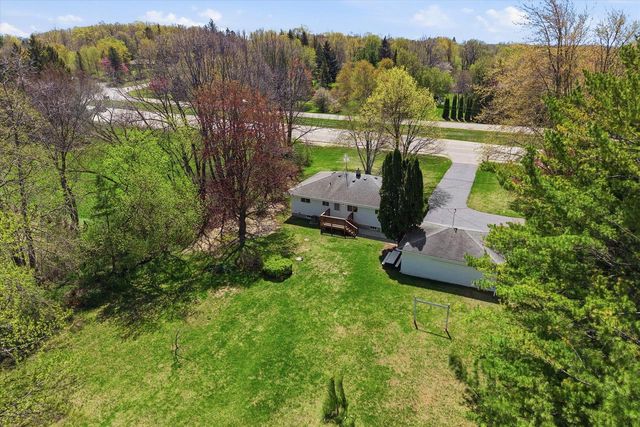 1402 State Highway 60, Jackson, WI 53012