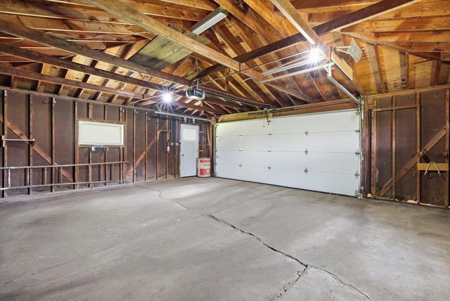 1402 State Highway 60, Jackson, WI 53012