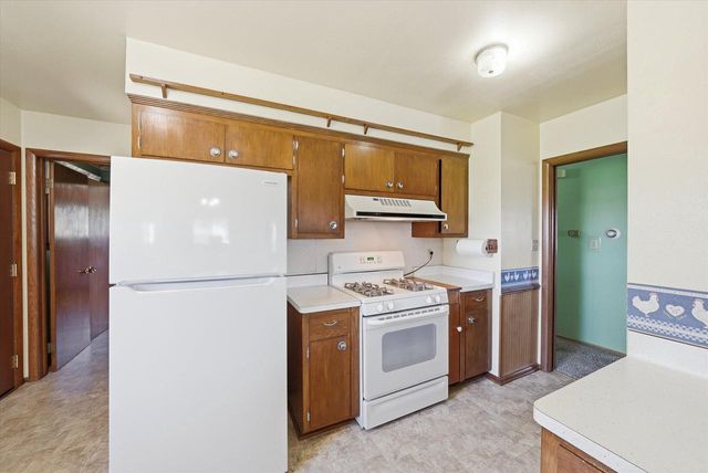 1402 State Highway 60, Jackson, WI 53012