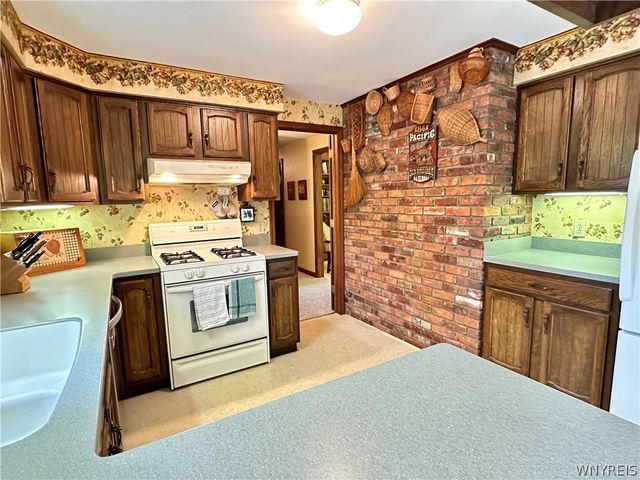 40 Tanglewood Drive West, Orchard Park, NY 14127