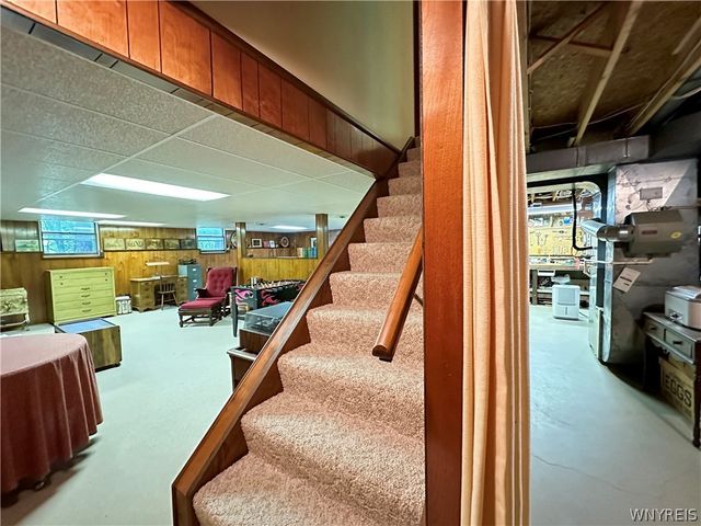 40 Tanglewood Drive West, Orchard Park, NY 14127
